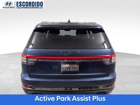 Used 2020 Lincoln Aviator Reserve image 4