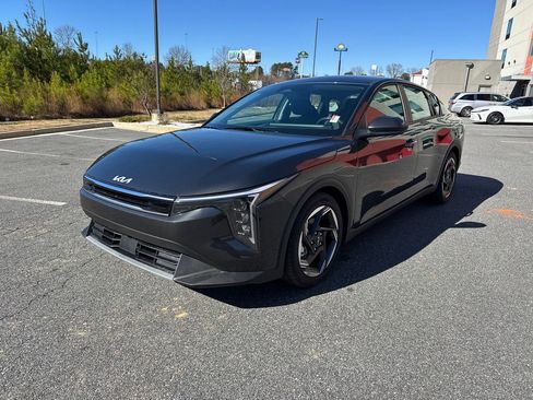 New 2025 Kia K4 EX image 7