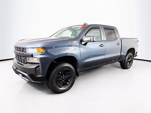 Used 2019 Chevrolet Silverado 1500 Custom Trail Boss w/ Custom Convenience Package AWD/4WD image 7