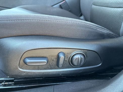 Used 2023 Chevrolet Malibu LT image 10