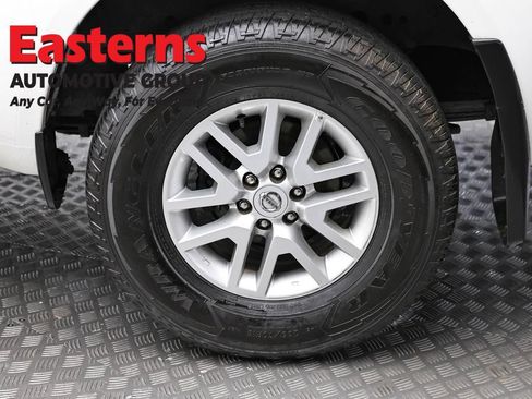 Used 2021 Nissan Frontier SV AWD/4WD image 8