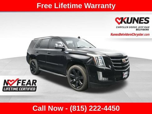 Used 2017 Cadillac Escalade Luxury AWD/4WD image 1