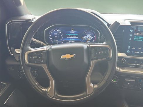 Used 2024 Chevrolet Silverado 3500 High Country w/ High Country Premium Package AWD/4WD image 9