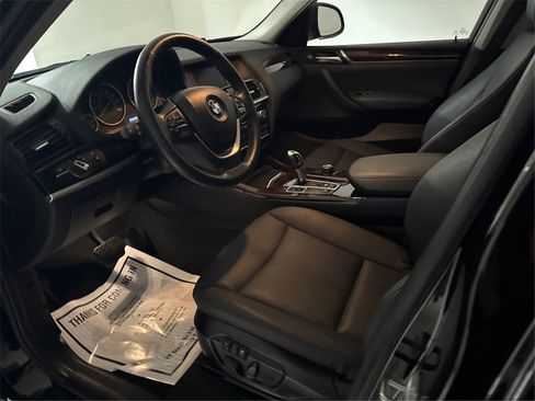 Used 2017 BMW X3 sDrive28i image 9