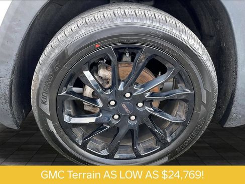 Used 2023 GMC Terrain SLE w/ Driver Convenience Package AWD/4WD image 9