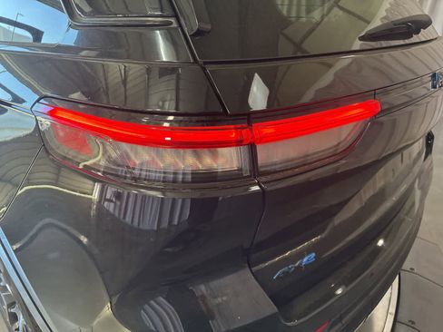 Used 2023 Jeep Grand Cherokee Summit AWD/4WD image 4