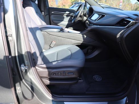 Used 2022 Buick Enclave Premium w/ Experience Buick Package image 55