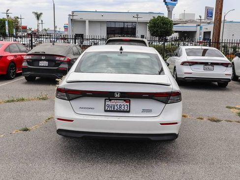 Used 2023 Honda Accord Sport image 11