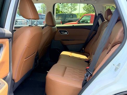 New 2026 Nissan Rogue Platinum AWD/4WD image 12