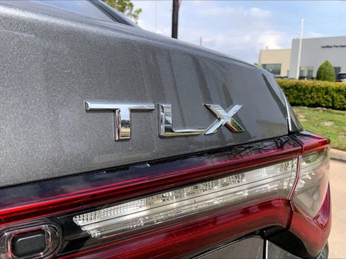 Used 2025 Acura TLX w/ Technology Package image 30