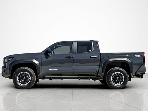 Certified 2026 Toyota Tacoma TRD Off-Road AWD/4WD image 2