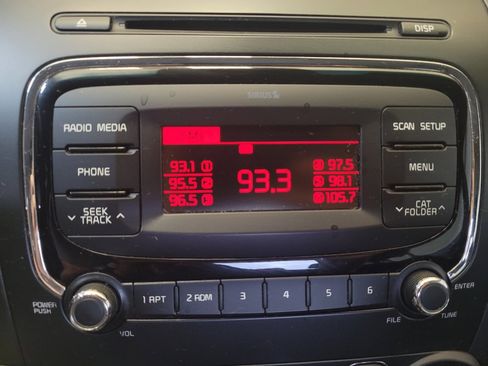 Used 2018 Kia Forte LX FWD image 25