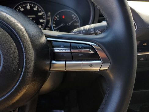 Used 2019 MAZDA MAZDA3 Preferred image 24