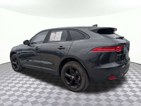 Used 2020 Jaguar F-PACE Premium image 5