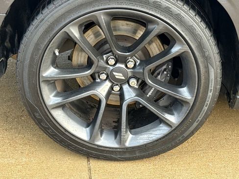 Used 2023 Dodge Challenger R/T Scat Pack RWD image 9