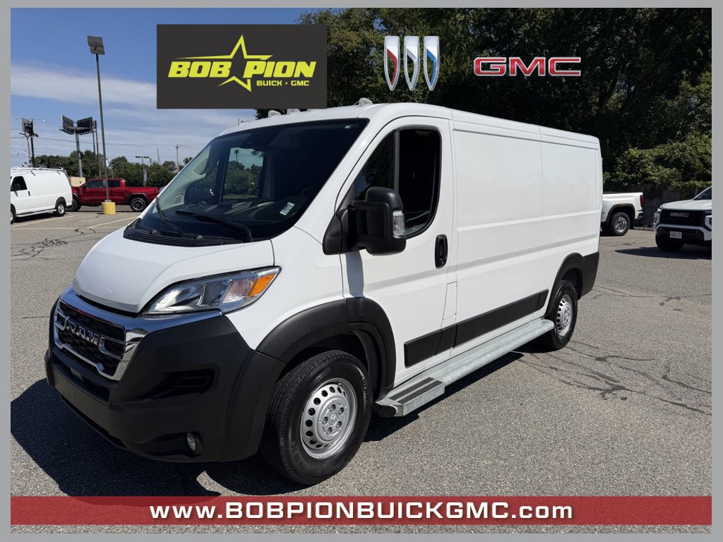 Used 2025 RAM ProMaster 2500 w/ U-Haul Equipment Group FWD image 1