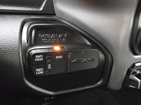 Used 2024 RAM 3500 Big Horn image 30