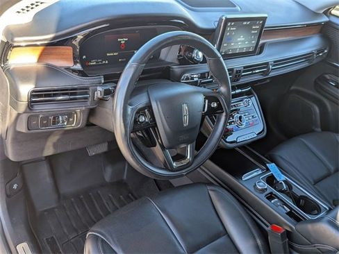 Certified 2022 Lincoln Corsair Reserve w/ Elements Package image 11