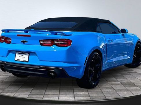 Used 2022 Chevrolet Camaro LT RWD image 2