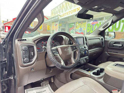 Used 2019 Chevrolet Silverado 1500 LT Trail Boss image 13