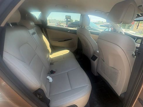 Used 2017 Hyundai Tucson SE Plus FWD image 10
