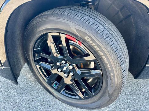 Used 2020 Chevrolet Traverse Premier w/ Redline Edition FWD image 4