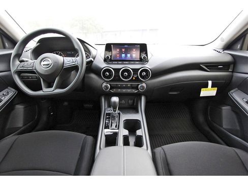 New 2025 Nissan Sentra S image 7