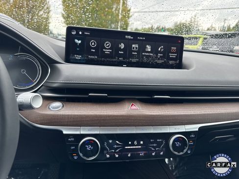 Used 2024 Genesis G80 image 22