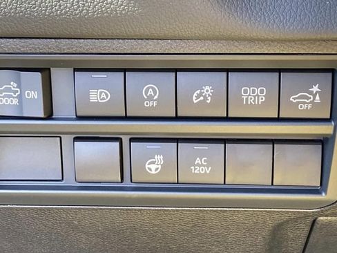 New 2026 Toyota Tundra Limited AWD/4WD image 16