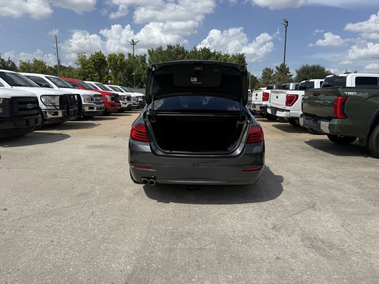 Used 2016 BMW 528i Sedan RWD image 36