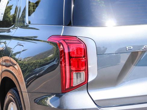 Used 2024 Hyundai Palisade SEL FWD image 9