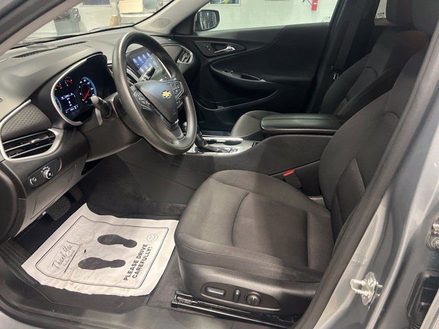 Used 2024 Chevrolet Malibu LT FWD image 16