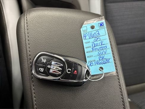 Used 2025 Buick Envista Preferred w/ Convenience I Package image 38