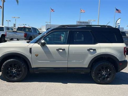 Certified 2025 Ford Bronco Sport Badlands AWD/4WD image 7