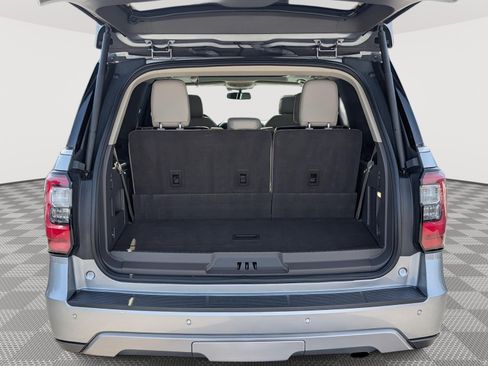Used 2021 Ford Expedition Limited AWD/4WD image 14