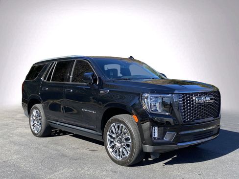 Used 2023 GMC Yukon Denali Ultimate image 2