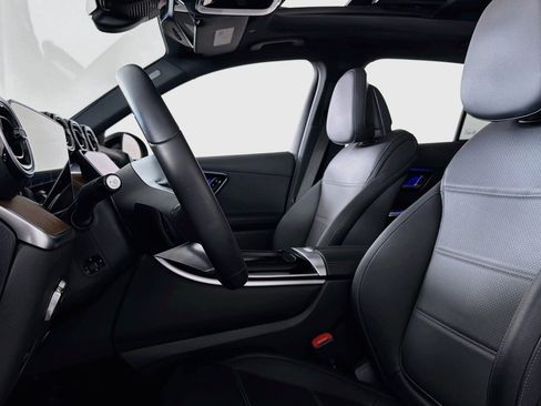 Certified 2026 Mercedes-Benz GLC 300 image 18