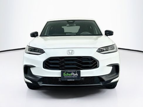 Used 2024 Honda HR-V Sport image 2