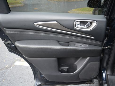 Used 2018 INFINITI QX60 Luxe AWD/4WD image 11