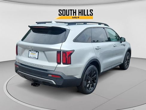 Certified 2022 Kia Sorento S w/ Panoramic Sunroof Package AWD/4WD image 5