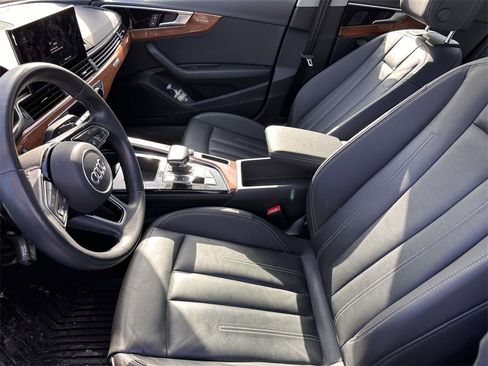 Used 2023 Audi A4 2.0T Premium w/ Convenience Package image 12
