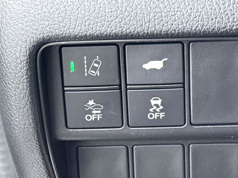 Used 2019 Honda CR-V Touring image 16