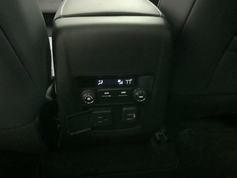 Used 2023 Buick Enclave Essence w/ Experience Buick Package AWD/4WD image 46