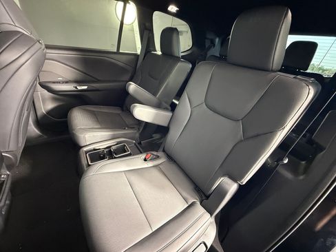 Certified 2024 Lexus TX 500h AWD w/ Technology Package image 28