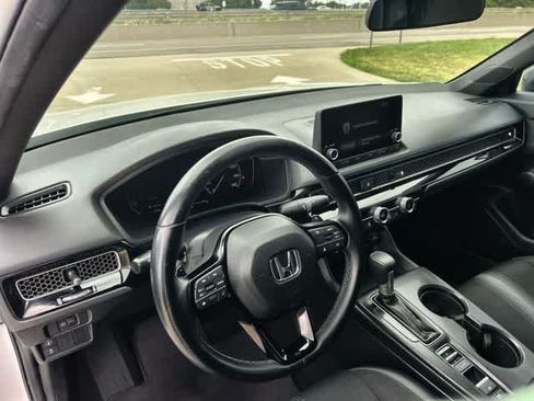 Used 2024 Honda Civic Sport image 15