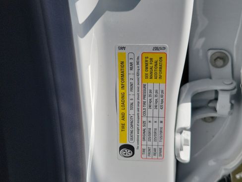 Used 2024 Buick Encore GX Sport Touring w/ Comfort Package FWD image 30