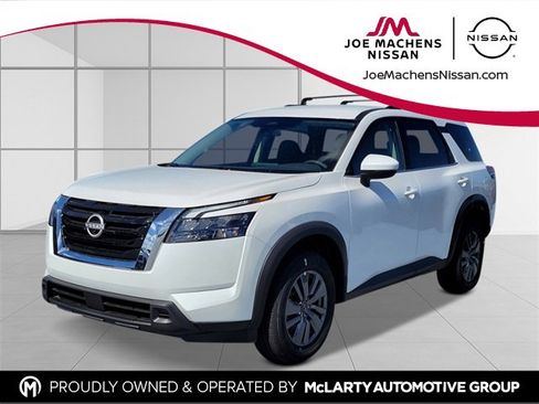 New 2025 Nissan Pathfinder SV image 1