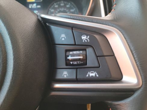 Used 2018 Subaru Crosstrek 2.0i Premium image 11