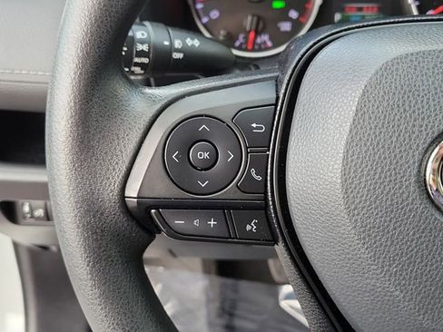 Used 2021 Toyota RAV4 XLE image 23