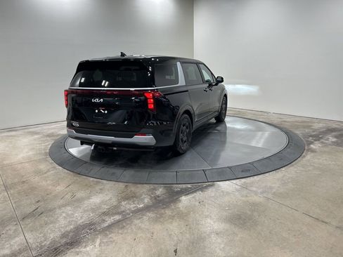 New 2026 Kia Carnival image 5
